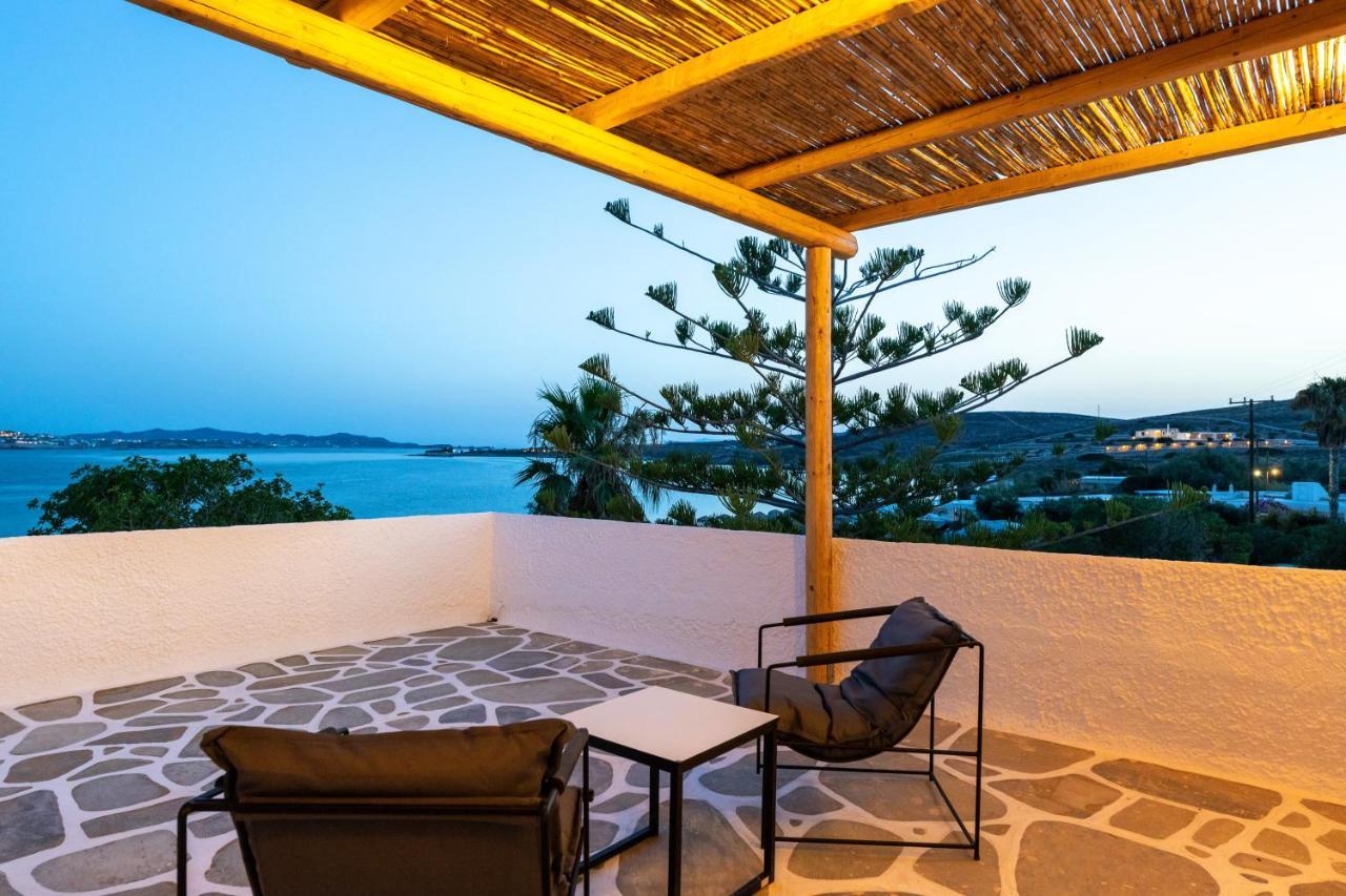 פארוס Omilos Beachfront House מראה חיצוני תמונה