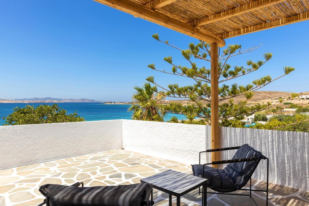 פארוס Omilos Beachfront House מראה חיצוני תמונה