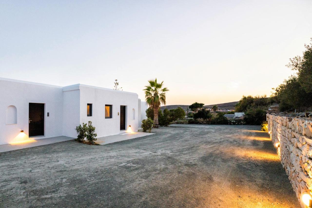פארוס Omilos Beachfront House מראה חיצוני תמונה